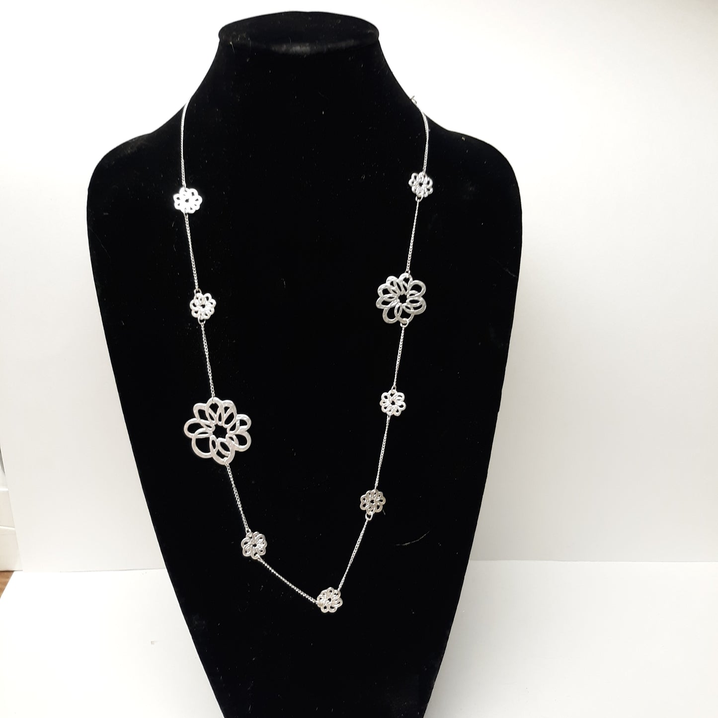 Necklace Floral Design