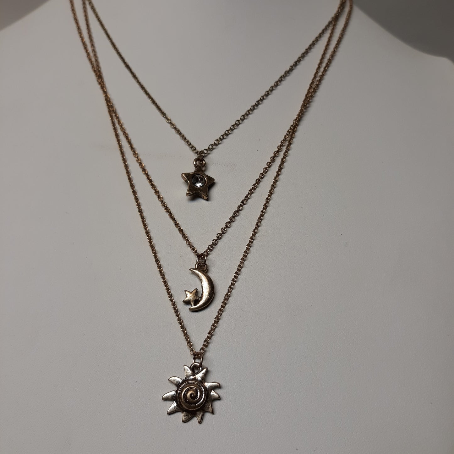 Necklace Star/Moon/Sun