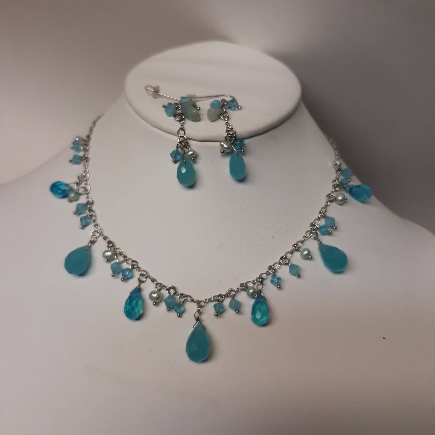 Teardrop Bead Necklace Earring Set