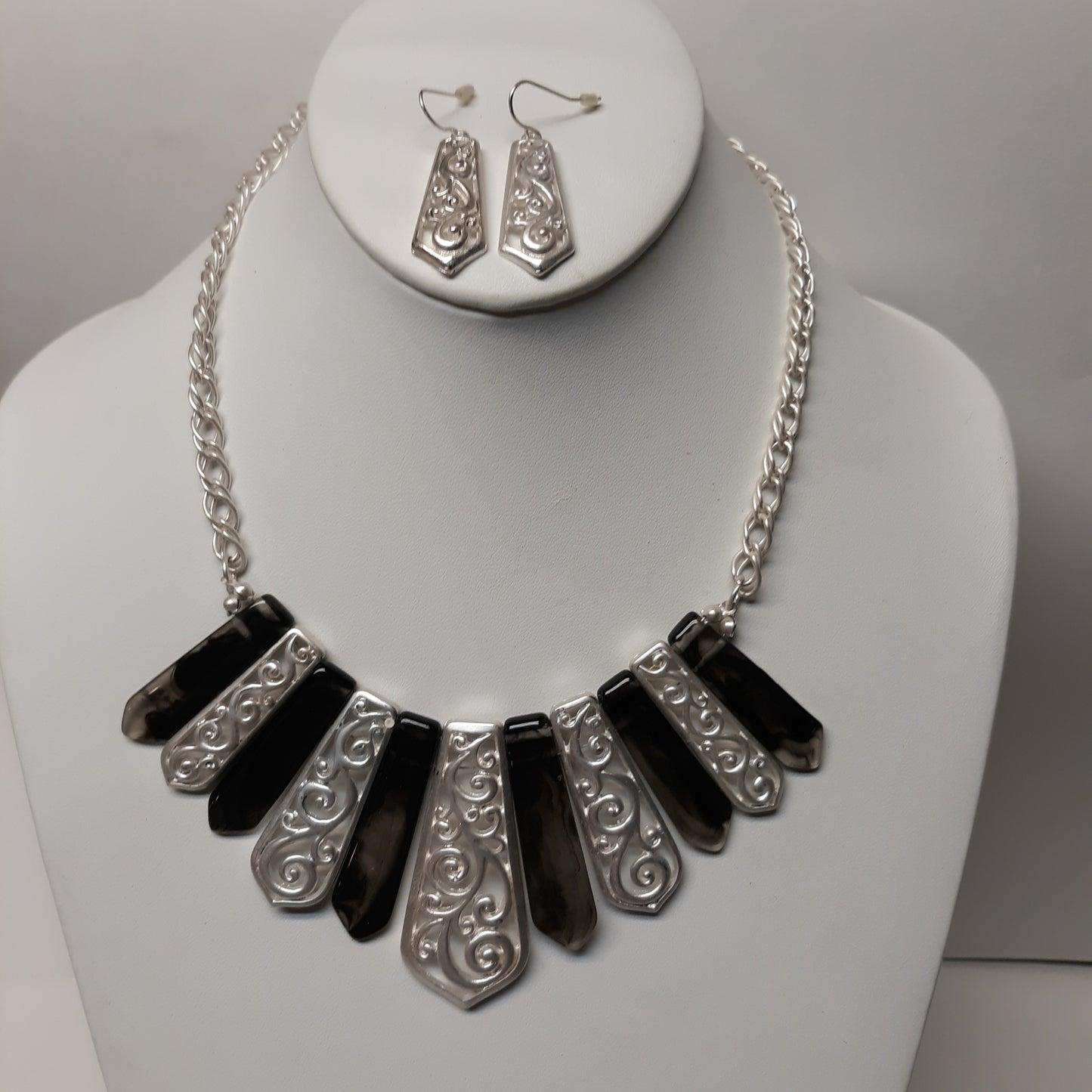 Silver & Black Statement Necklace Earring Set