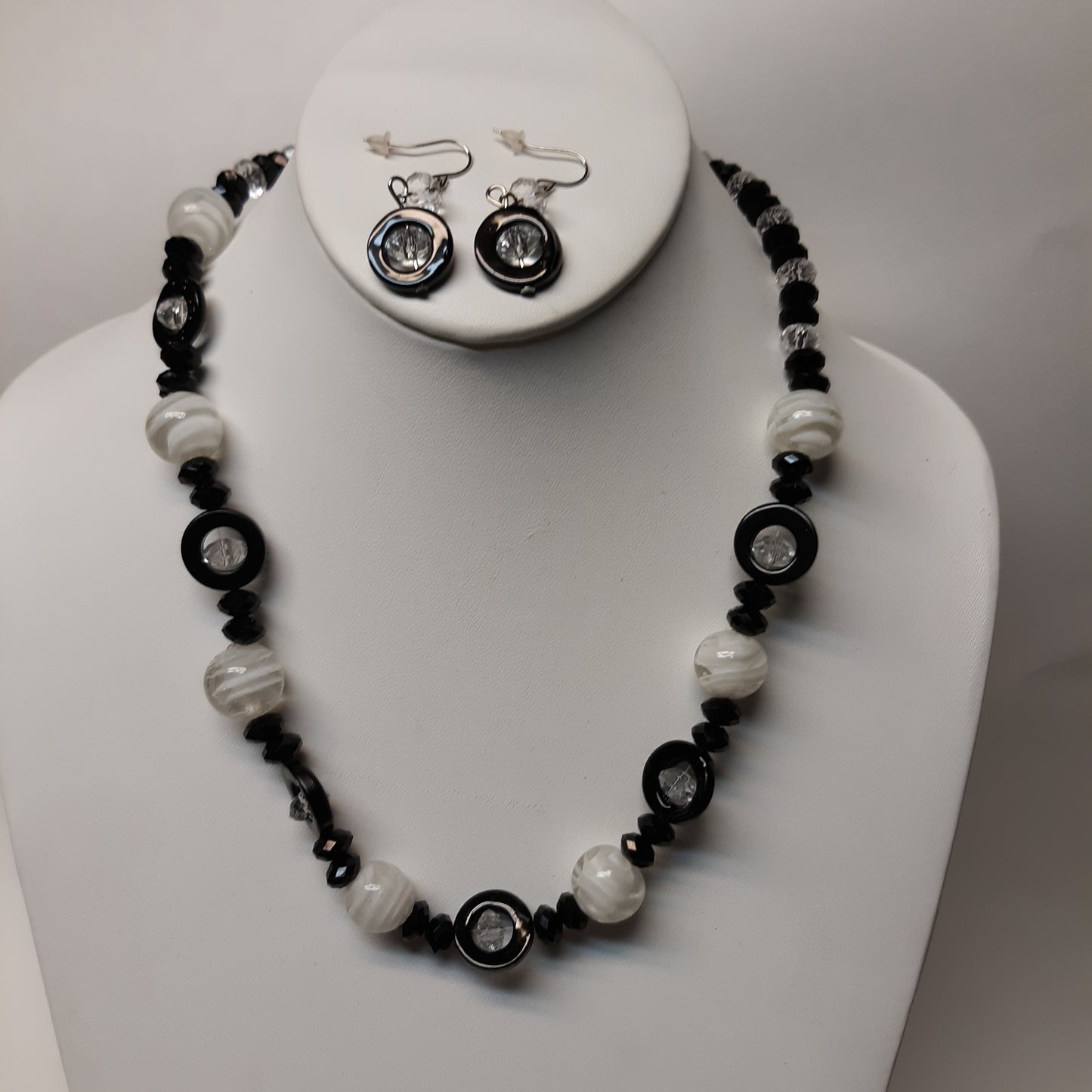 Multi-Tone Beaded Necklace Earring Set