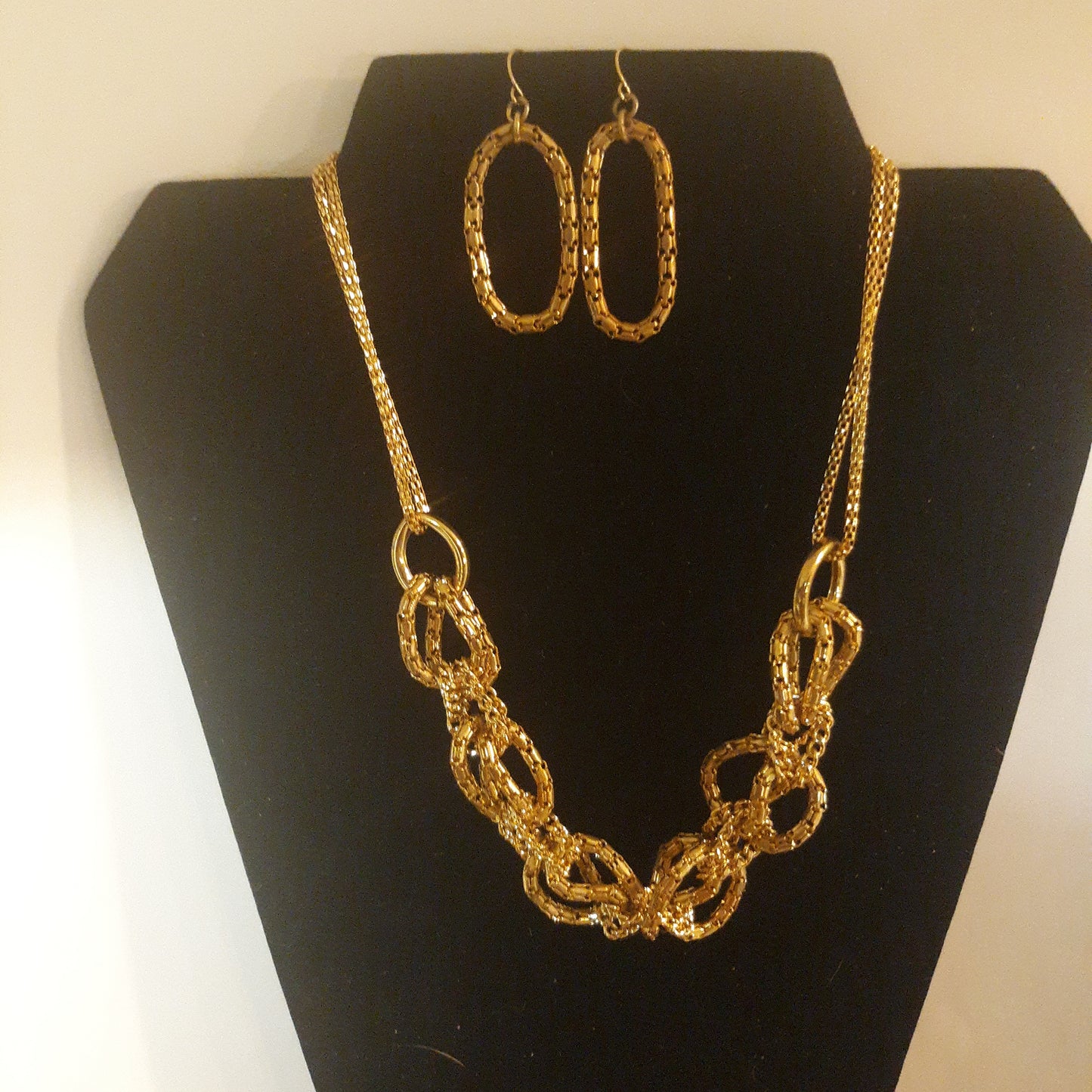 Chain Link Necklace