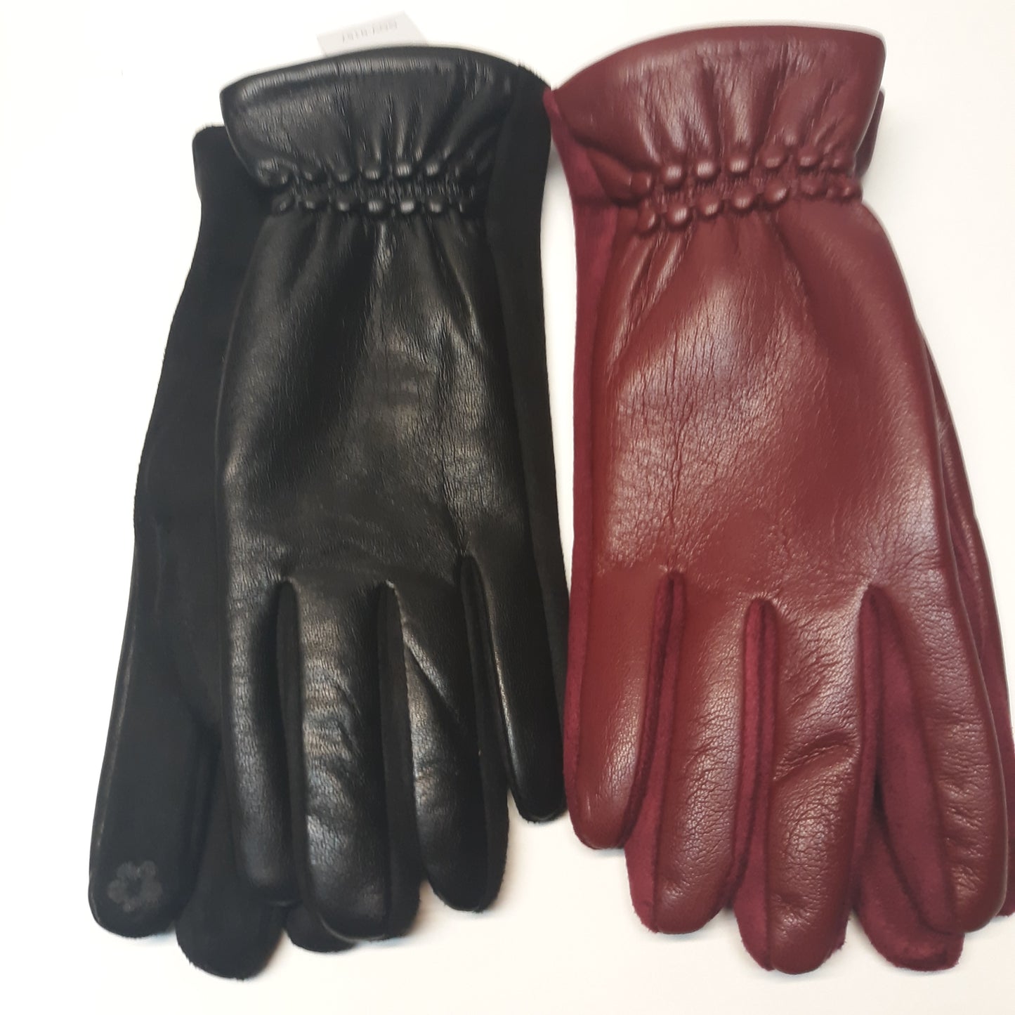 Gloves with Raised Dot Cuff